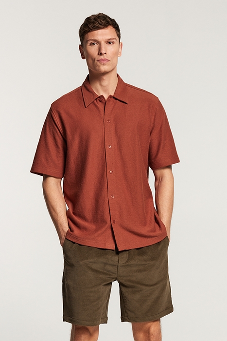 ALEC SHORTSLEEVE SHIRT CHAI BROWN 2