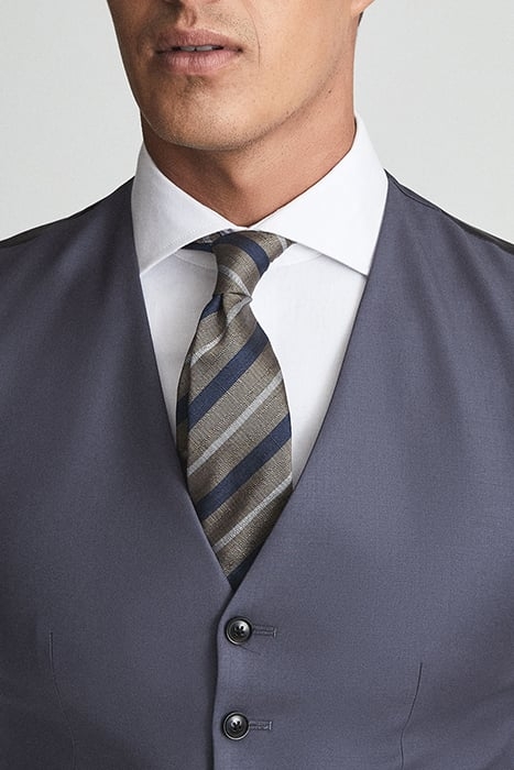 HIKED WAISTCOAT BLUE 4