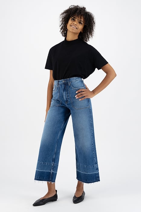 SARA WORKS CROPPED MEDIUM STONE 3