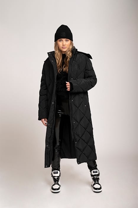 LONG PUFFER BLACK 1