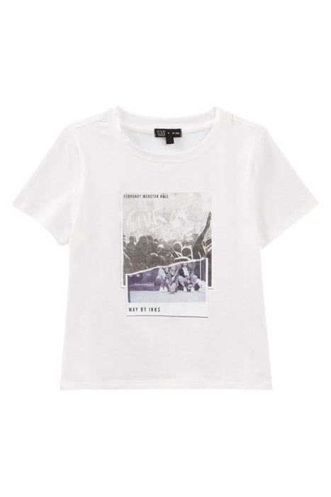 GIRLS’ WHITE CROPPED COTTON T-SHIRT WITH CONCERT IMAGE 1