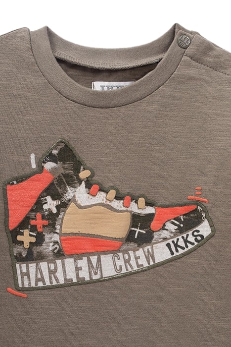 BOYS’ KHAKI TEXTURED TRAINERS IMAGE ORGANIC COTTON T-SHIRT 3