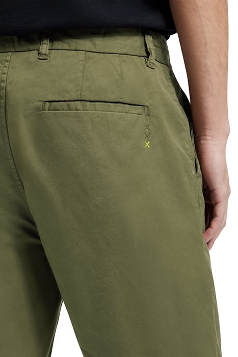 STUART- GARMENT-DYED PIMA COTT ALGAE 7