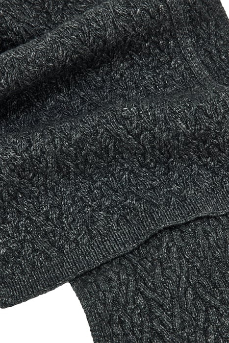 CABLE SCARF CHARCOAL HTR 2