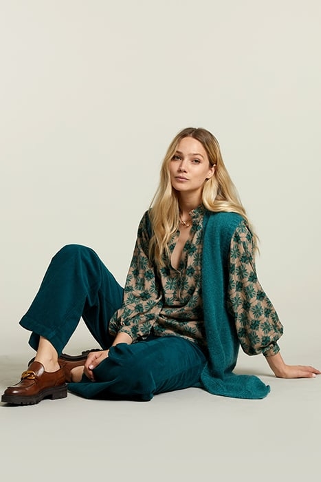 GREEN SLEEVELESS CARDIGAN 5