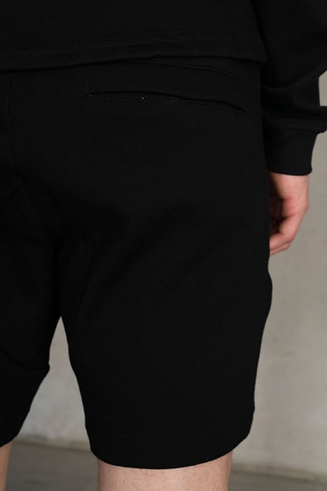 Q-SERIES SWEAT SHORT BLACK 6