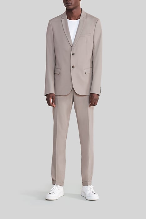 BEIGE TRAVEL SUIT SUIT JACKET 3