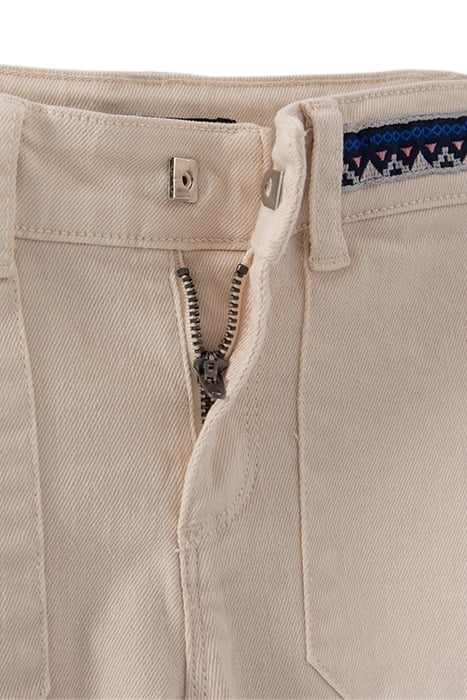 GIRLS' ECRU CARGO JEANS WITH EMBROIDERED BRAID 3