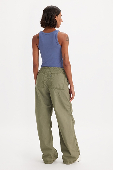 PARACHUTE PANT 2024 DEEP LICHEN GREEN 2