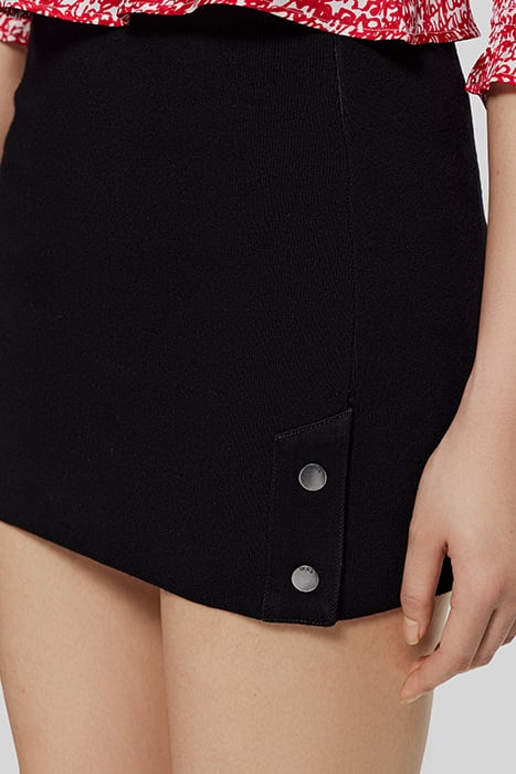 BLACK KNIT A-LINE SHORT SKIRT 6