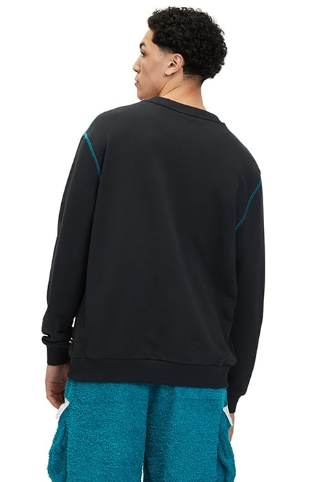 CREWNECK SWEATSHIRT WITH KANGAROO POCKET AND CONTRAST STITCH 2